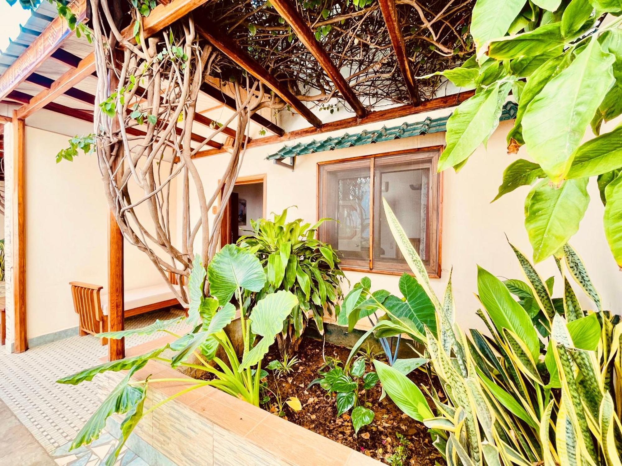 Le Nouvel Eden Toliara Exterior foto
